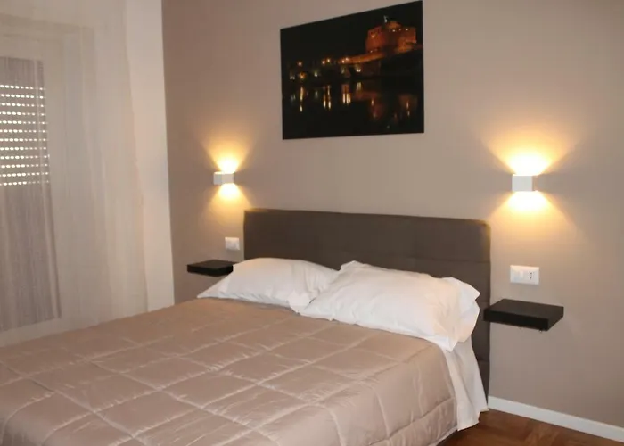 Casa de hóspedes Piramide 4*